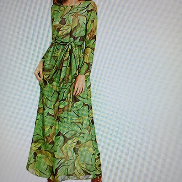 🔹️Palm Leaf Maxi Dress - Picture 12 of 13